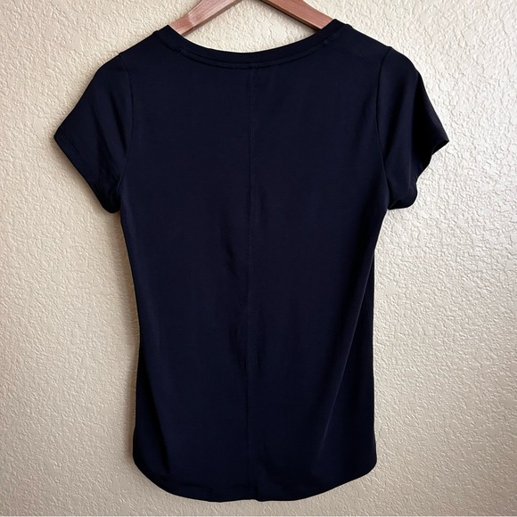 Athleta Cloudlight Stratus Short Sleeve Tee - Picture 3 of 8